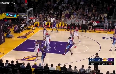 九游娱乐-包含重要助攻引发热议！，詹姆斯在法国队比赛中险胜比赛高潮迭起的词条