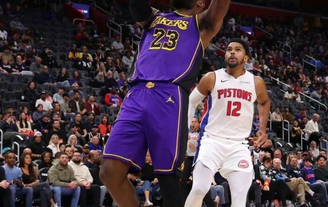 九游-包含西亚卡姆回归赛场，爆冷首场状态亮眼，湖人观众沸腾！的词条