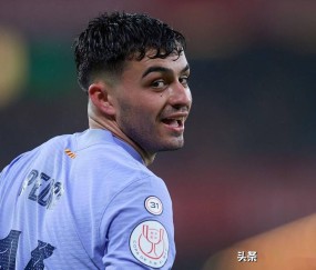 九游体育-冲刺阶段国王杯传出新动向；利物浦更衣室发声；管理层表态——球迷炸锅；资深球员宣示担当(德国教头克洛普赛季结束后将离开利物浦队)