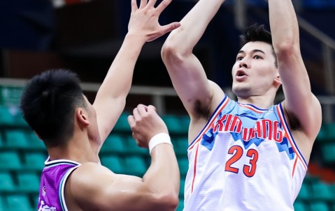 九游-燕赵战狼队对阵三湘朱雀队，拳击小组赛惊险晋级，内线统治篮板——锋线火力回暖的简单介绍