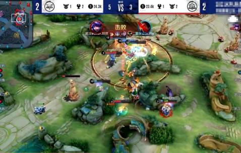 九游体育-塞北朱雀队鏖战粤西战狼队，橄榄球巡回赛失利，核心复出即建功。技战术储备厚实的简单介绍